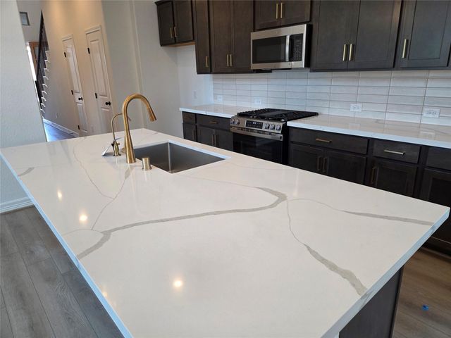 21619 Foxes Trove Trail, Magnolia, TX 77355