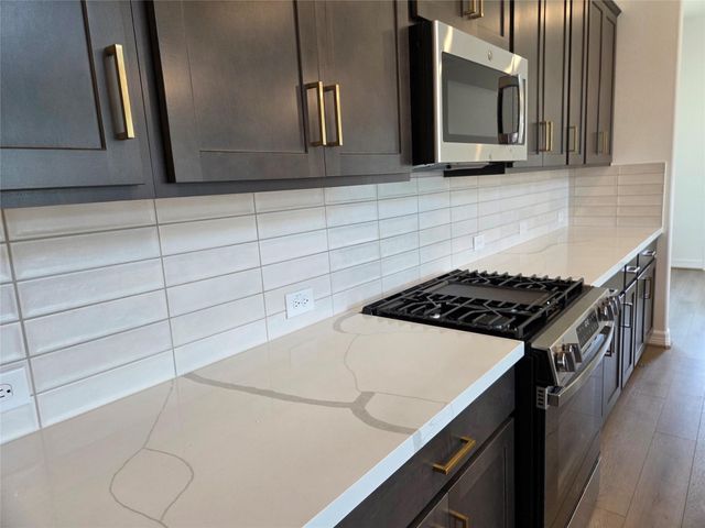 21619 Foxes Trove Trail, Magnolia, TX 77355