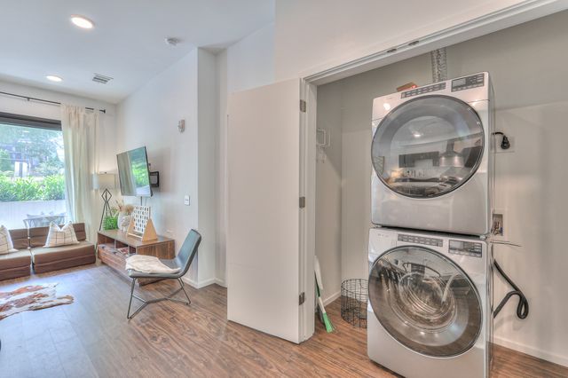 920 South St Apt 104, Nashville, TN 37203