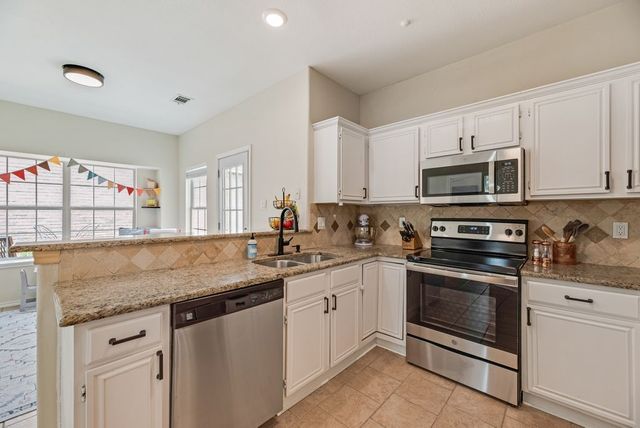 819 Canal Street, Irving, TX 75063