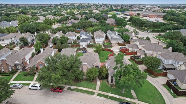 819 Canal Street, Irving, TX 75063