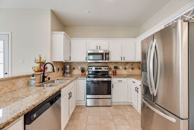 819 Canal Street, Irving, TX 75063
