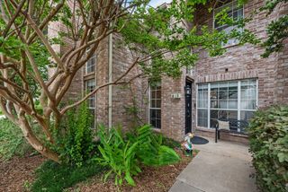 819 Canal Street, Irving, TX 75063