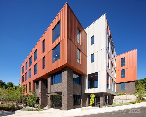 20 Artful Way 103, Asheville, NC 28801