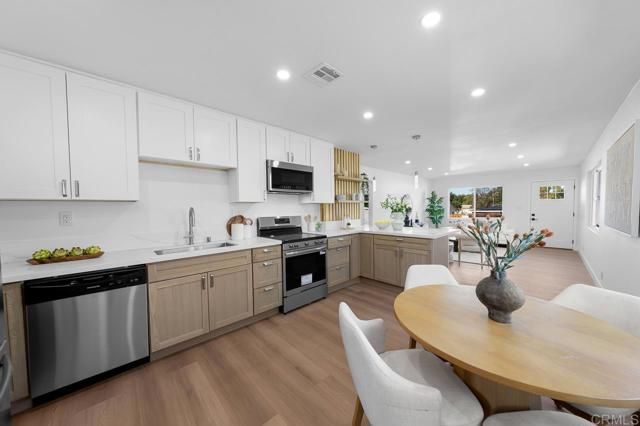 12721 Julian Avenue, Lakeside, CA 92040