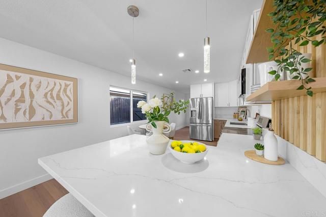 12721 Julian Avenue, Lakeside, CA 92040