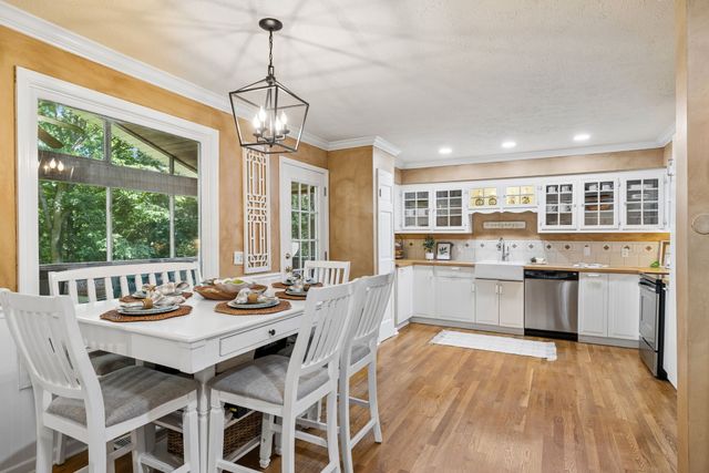 8346 Merrymount Dr, Nashville, TN 37221