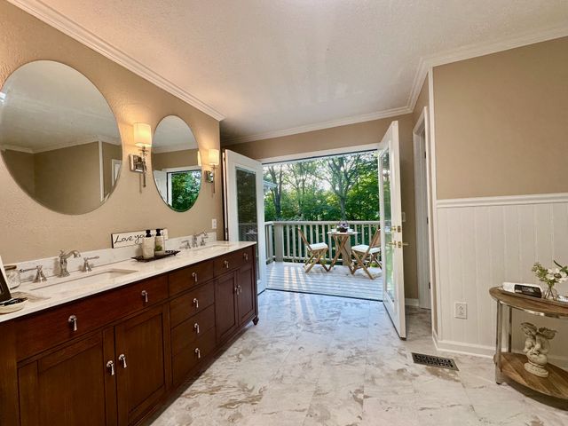 8346 Merrymount Dr, Nashville, TN 37221