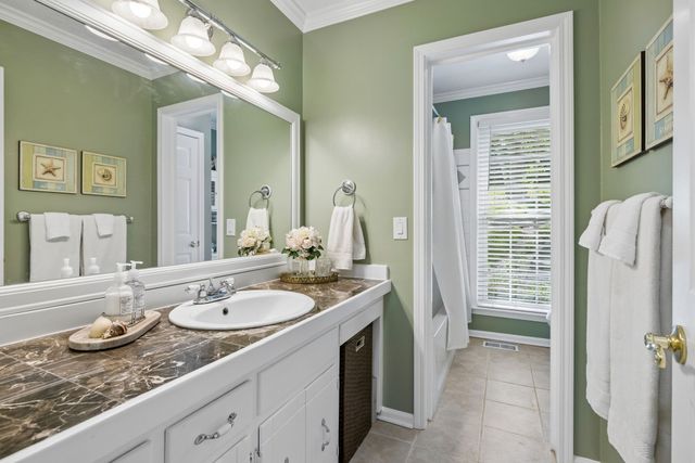 8346 Merrymount Dr, Nashville, TN 37221