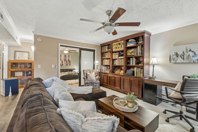 8346 Merrymount Dr, Nashville, TN 37221