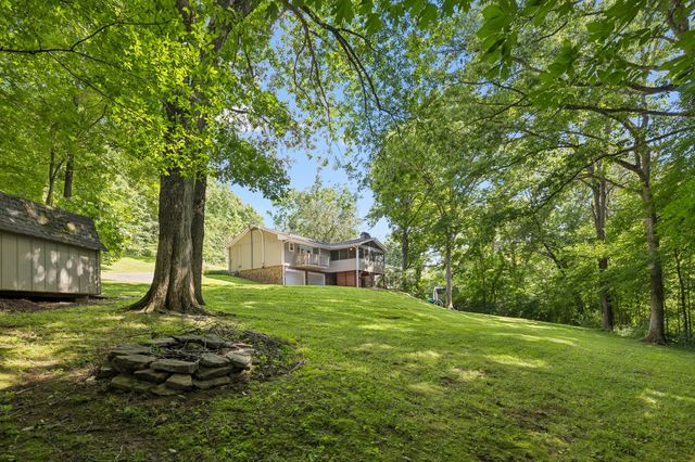 8346 Merrymount Dr, Nashville, TN 37221