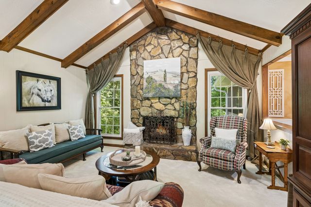8346 Merrymount Dr, Nashville, TN 37221