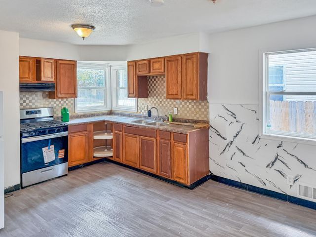 423 Lafond Avenue, Saint Paul, MN 55103