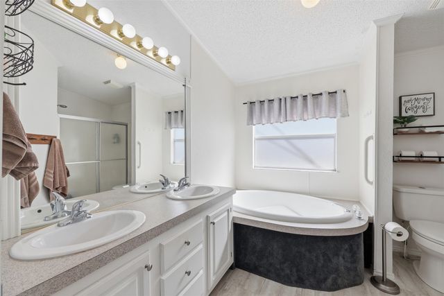 1105 E Lake Drive, Weatherford, TX 76087