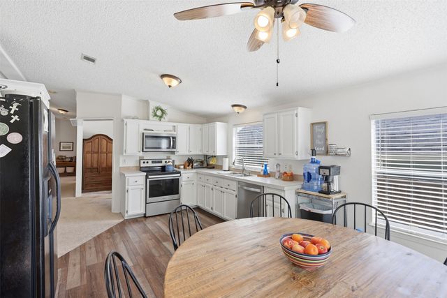 1105 E Lake Drive, Weatherford, TX 76087