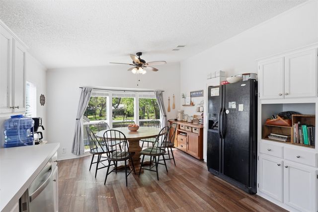 1105 E Lake Drive, Weatherford, TX 76087