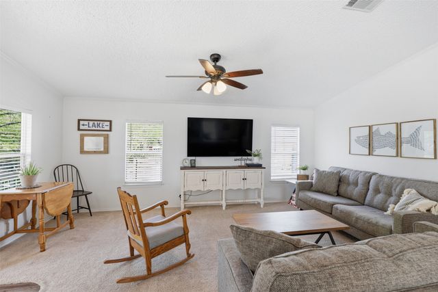 1105 E Lake Drive, Weatherford, TX 76087