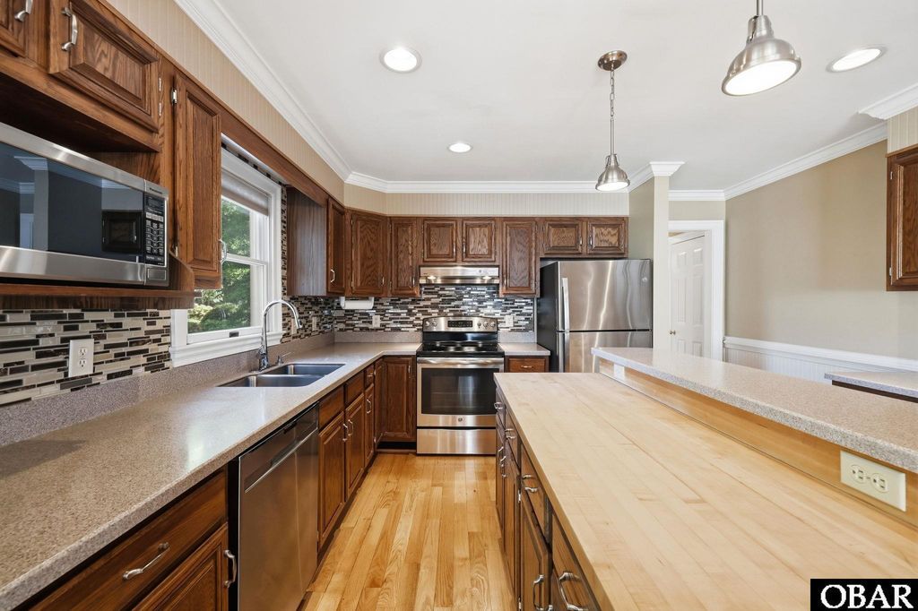 Image 18 of property listing at 125 Gareth Circle Lot 47, Manteo, NC 27954