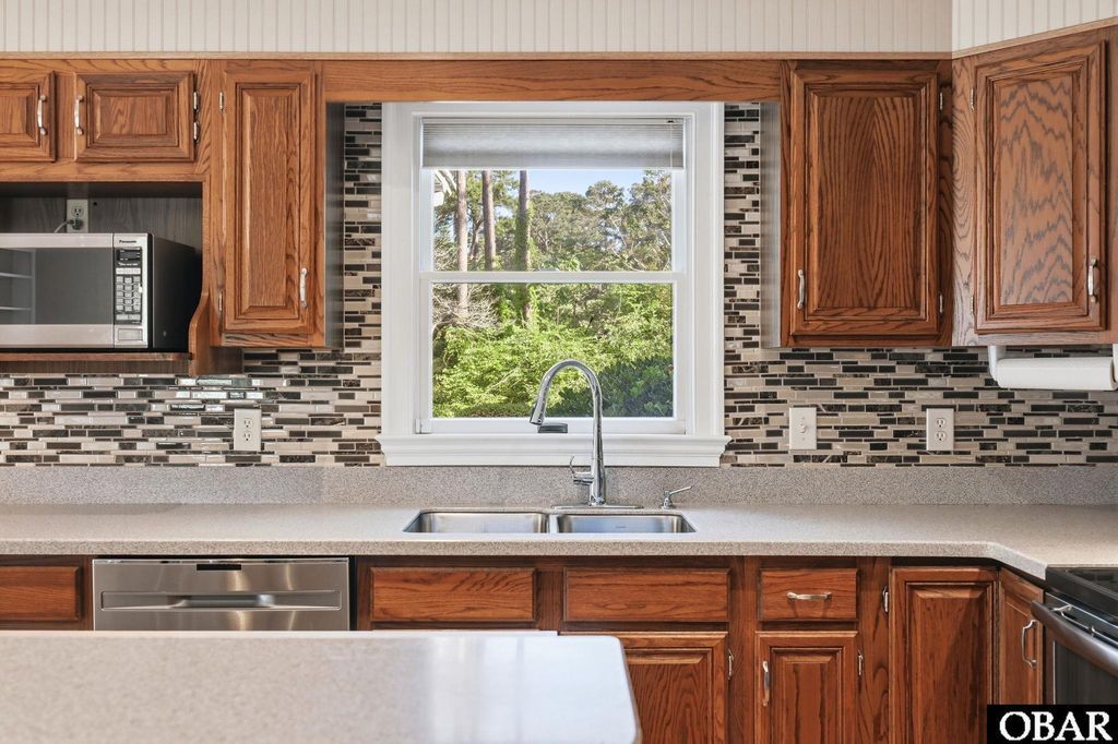 Image 20 of property listing at 125 Gareth Circle Lot 47, Manteo, NC 27954