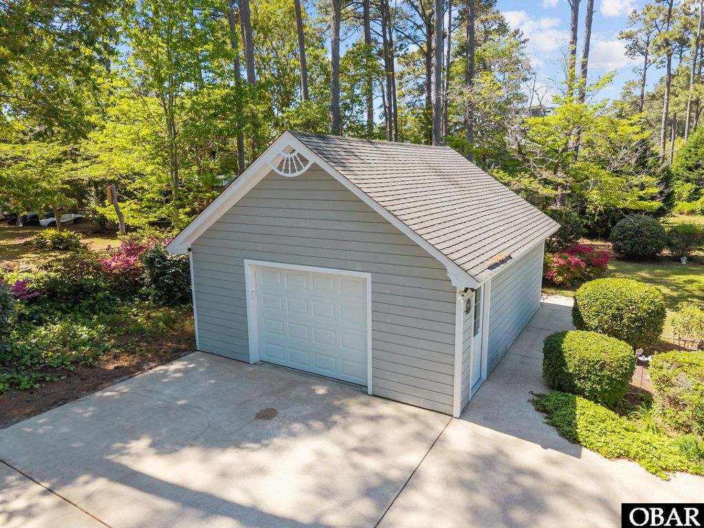 Image 8 of property listing at 125 Gareth Circle Lot 47, Manteo, NC 27954
