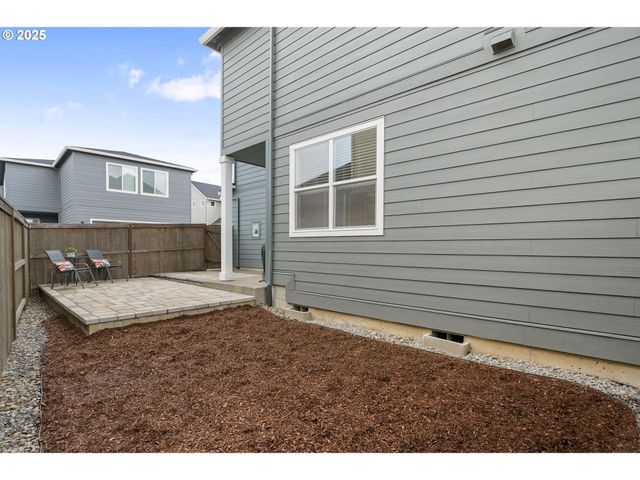 11767 Se PLEASANT VALLEY Pkwy, Happy Valley, OR 97086