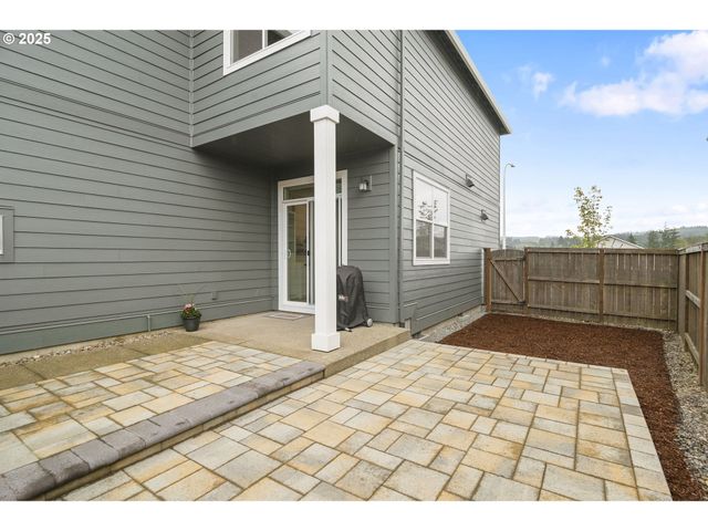 11767 Se PLEASANT VALLEY Pkwy, Happy Valley, OR 97086