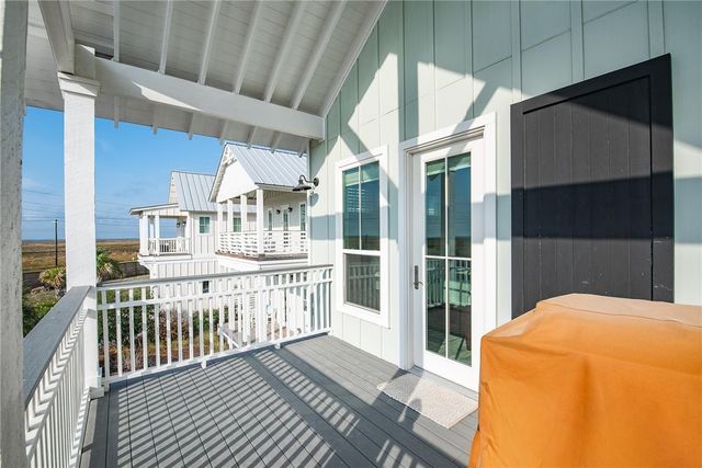 124 7 Day Weekend St, Port Aransas, TX 78373