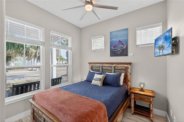 124 7 Day Weekend St, Port Aransas, TX 78373