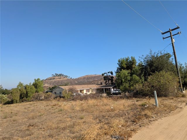 35820 Arendt Lane, Murrieta, CA 92563