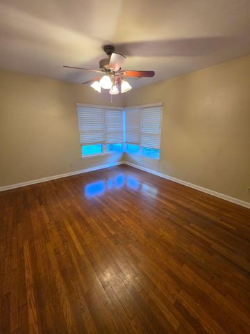 934 James Boulevard, Signal Mountain, TN 37377