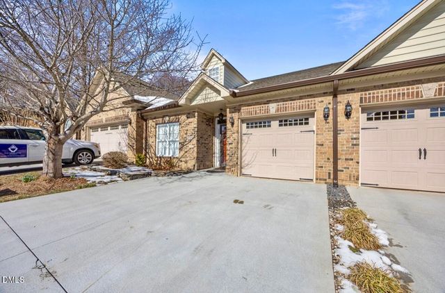 2705 Jamestown Court, Burlington, NC 27215