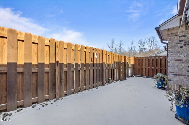 2705 Jamestown Court, Burlington, NC 27215