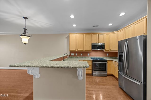 2705 Jamestown Court, Burlington, NC 27215