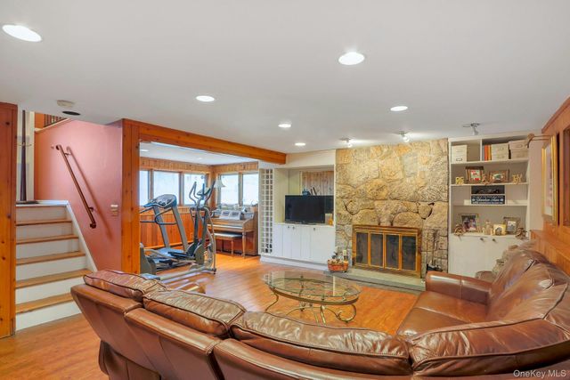 21 Mill Creek Road, New City, NY 10956