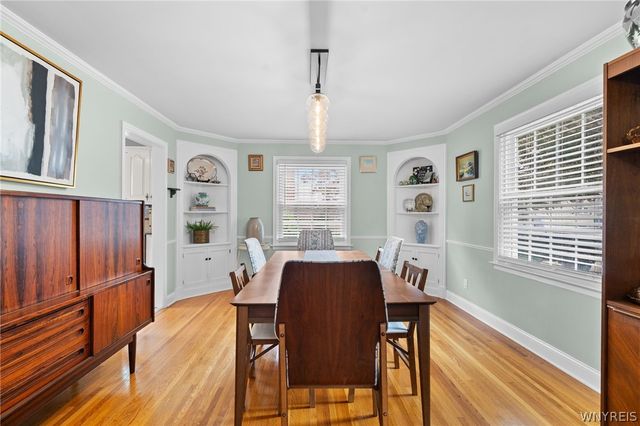 948 Mckinley Avenue, Niagara Falls, NY 14305