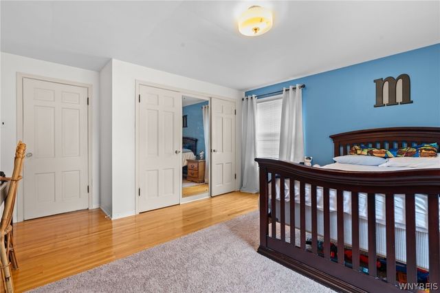 948 Mckinley Avenue, Niagara Falls, NY 14305