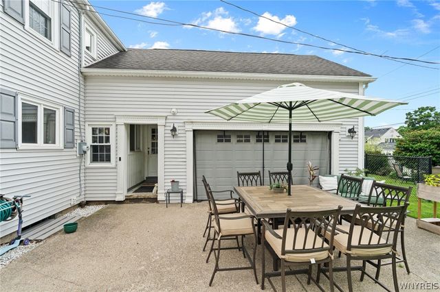 948 Mckinley Avenue, Niagara Falls, NY 14305