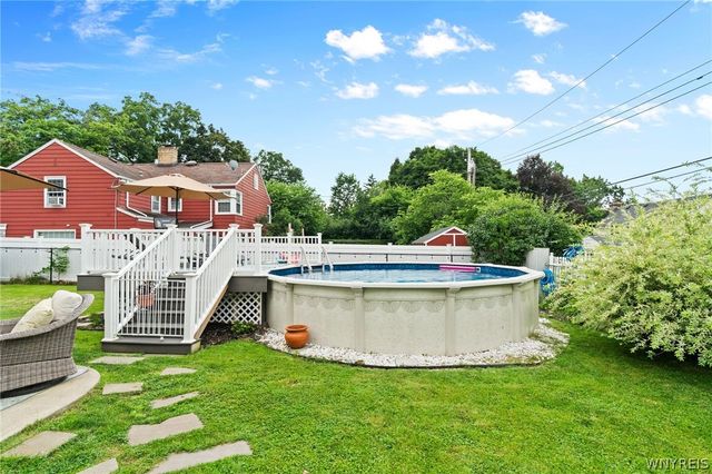 948 Mckinley Avenue, Niagara Falls, NY 14305