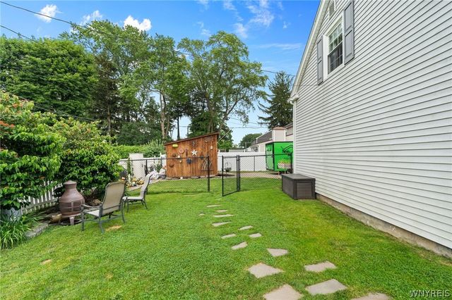 948 Mckinley Avenue, Niagara Falls, NY 14305