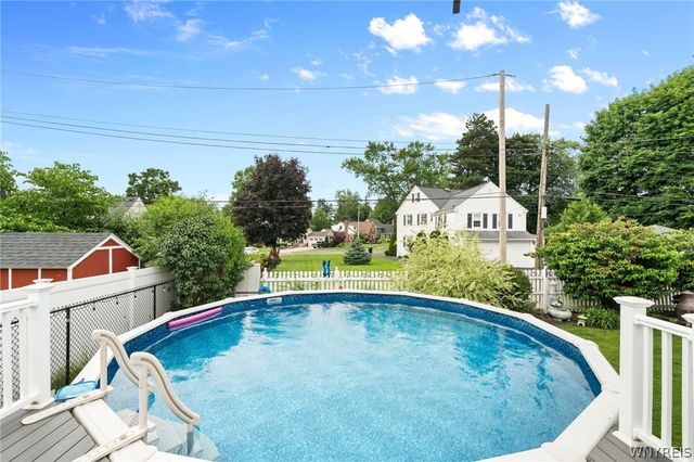 948 Mckinley Avenue, Niagara Falls, NY 14305