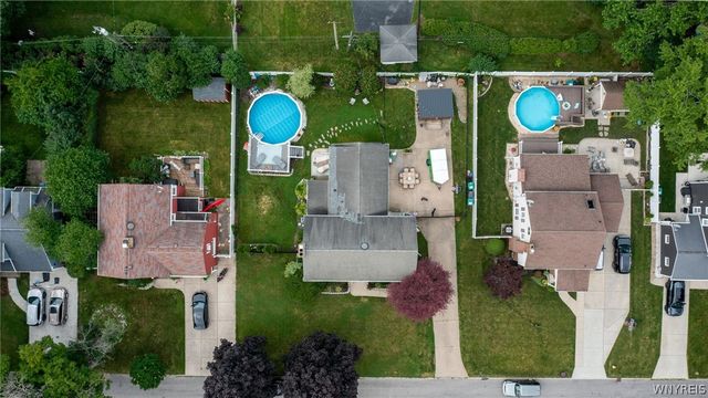 948 Mckinley Avenue, Niagara Falls, NY 14305