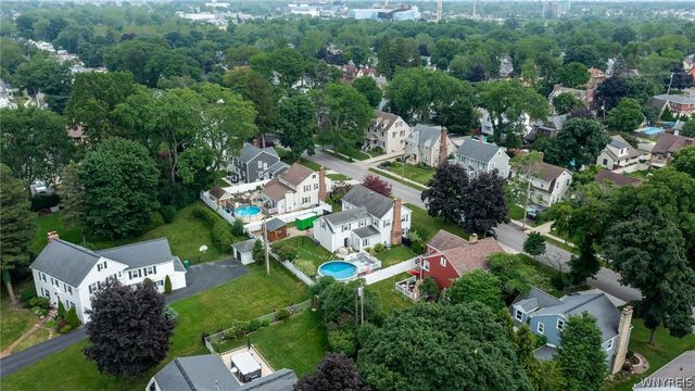 948 Mckinley Avenue, Niagara Falls, NY 14305