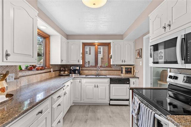 948 Mckinley Avenue, Niagara Falls, NY 14305