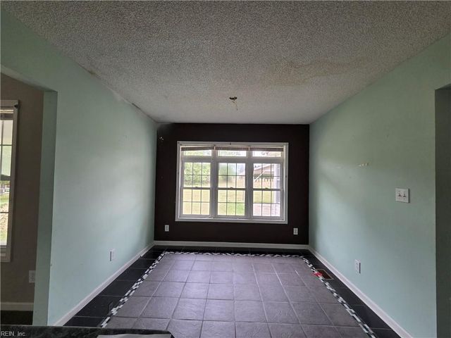 21117 Southampton PW, Courtland, VA 23837