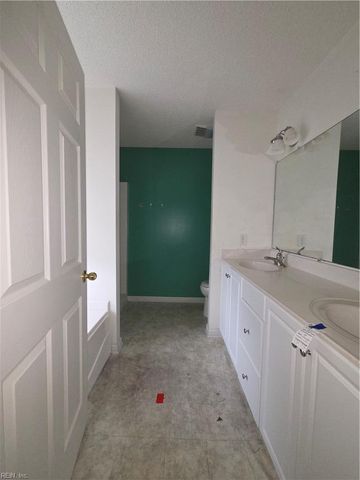 21117 Southampton PW, Courtland, VA 23837