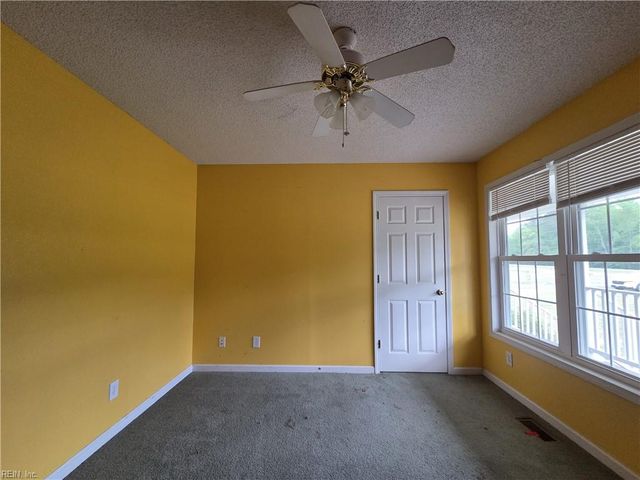 21117 Southampton PW, Courtland, VA 23837