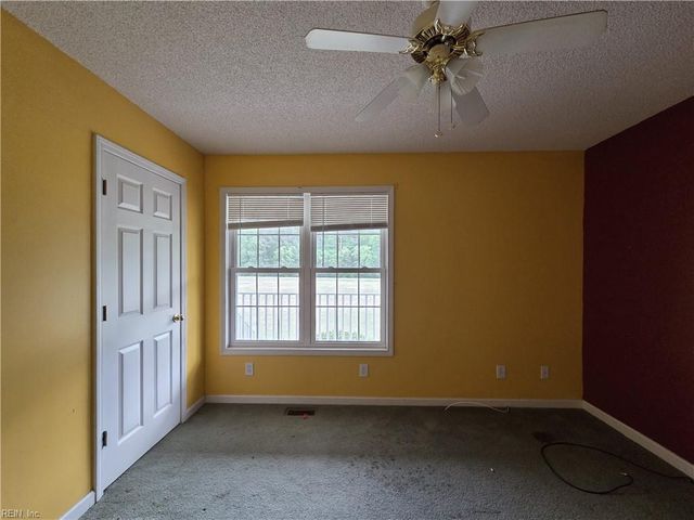 21117 Southampton PW, Courtland, VA 23837