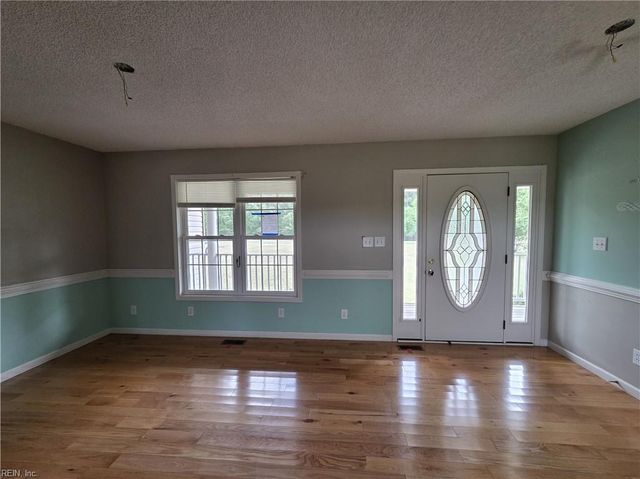 21117 Southampton PW, Courtland, VA 23837