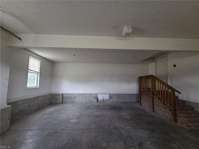 21117 Southampton PW, Courtland, VA 23837