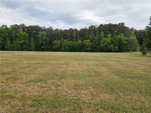 21117 Southampton PW, Courtland, VA 23837